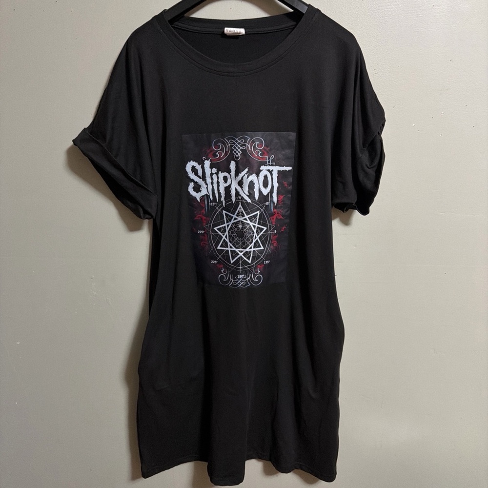 Black Slipknot Graphic dress